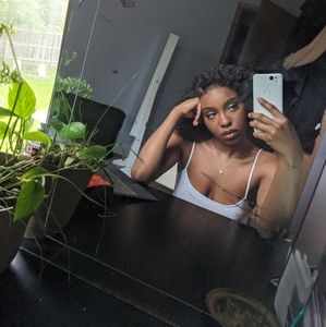 Meet your Posher, Naambia